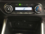 一年中快適にお使いいただけるオートエアコンです。
