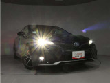 高輝度で点灯速度が速いLEDヘッドライト装備!LEDの明るい光が走行中の視界の確保をサポートして、夜のドライブがより楽しく安全に運転できます♪