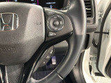 クルーズコントロールを装備しています。高速道路などで一定の速度で走ってくれるので運転が楽ですよ!速度を設定できますので、スピードの出しすぎにも注意できます。