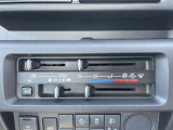 操作のしやすさが分かるスイッチ類。装備有無と配置、文字消えや使用感までチェックできます。