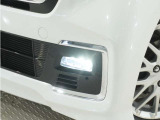 ◆フォグライト◆ 霧などの悪天候時、自車の位置を示すとともに前方や路肩が見えずらい時、近い位置をワイドに照らしてくれます