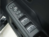 ◆パワーウィンドウスイッチ◆運転席から全席の窓の開閉操作を行うことが出来いつでも換気ができます!