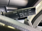 オートライトコントロール付きで周囲の明るさに応じて自動で点灯・消灯します。