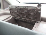 ★充実の小物入れ★ ついつい車内に貯めがちの物も、小物入れがあれば綺麗に収納OK(*^^*)