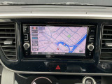 通信ユニット内蔵の日産純正メモリーナビ(MM316D-W)装備、スマホアプリと連動、音声対話検索などに対応した高機能ナビ。USB接続・DVD再生・CD録音機能などAV機能も充実です。