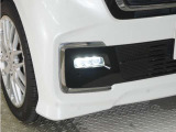 ◆フォグライト◆ 霧などの悪天候時、自車の位置を示すとともに前方や路肩が見えずらい時、近い位置をワイドに照らしてくれます