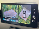 【マルチビューカメラシステム】専用のカメラにより、上から見下ろしたような視点で360度クルマの周囲を確認することができます☆死角部分も確認しやすく、狭い場所での切り返しや駐車もスムーズに行えます。