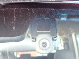 ◆【ドライブレコーダー】映像・音声などを記録する自動車用の装置です。もしもの事故の際の記録はもちろん、旅行の際の思い出としてドライブの映像を楽しむことができます。