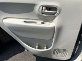 ☆お車についた傷やヘコミ、事故の修理もハヤシにお任せください。自社鈑金工場で修理ができますの安心です☆