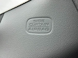 万が一の時に体を守る、サイド&カーテンエアバックを装備。