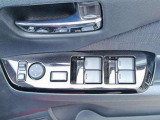 運転席パワーウィンドウスイッチ