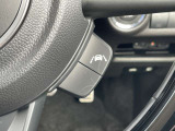 「車線をはみ出さない」をサポート。車線の内側に戻すようにステアリング操作を支援します。車線の内側に戻すようにステアリング操作を支援します。車線逸脱抑制機能ON/OFFスイッチ。