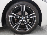 BMWならではの卓越した走りを支えるホイールと足回りです!