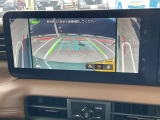 【アラウンドビューモニター】車両周辺をモニターで確認できて、駐車が苦手な人でもスムーズに駐車できます