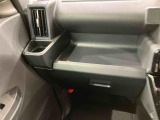 納車前にはプロのメカニックが、各部の点検を行います。ディーラーにしか出来ない品質、そしてサービスできっと満足していただけると思います!