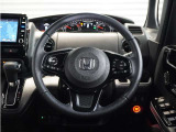 ◆ハンドル全体◆各種スイッチがハンドルから手を放さず操作できるので運転中でも楽に操作できます。