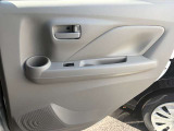 ☆お車についた傷やヘコミ、事故の修理もハヤシにお任せください。自社鈑金工場で修理ができますの安心です☆