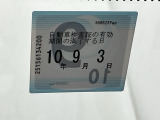 次回の車検日になります。こちらのステッカーをご確認ください。
