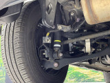 お車を安心してお乗りいただく為には、足回りの定期点検が欠かせません。サービスサポート(有償保証)では無料点検もご提供しており、安心のカーライフをお過ごしいただけるサポート体制が整っています。