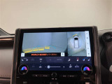 安全機能のバックモニター&全周囲モニターも装備です。