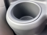 助手席インパネには小物を置いて置くのにとっても便利なスペースありますよ☆