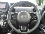 握りやすい大きなハンドルで運転しやすいです♪