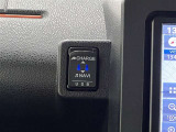 USB接続ポートは、ナビユニットの左側にあります!充電も可能!