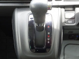 手がすぐに届いて操作しやすいインパネオートマ☆シートの高さやハンドルの位置なども運転しやすいように配慮されています!