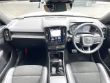 XC40 B4 AWD Rデザイン 4WD 