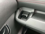 手の届きやすい位置にドリンクホルダー装備してある為とても便利です☆
