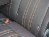 ◆ISOFIX◆シートベルトいらずでチャイルドシートと固定金具を連結するだけでガッチリ固定できます。