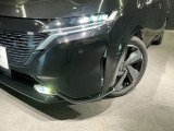 暗い道路でも明るく見やすいLEDヘッドライト付きフォグランプも標準装備です★