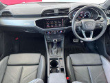 Q3 35 TFSI Sライン