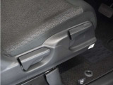◆シートハイトアジャスター◆運転席を上下に高さ調節ができます!運転ポジションを体格に合わせてシート調整できます。