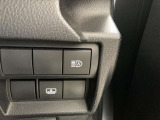 対向車がいないとき、見通しの悪い道路は暗くて怖いですよね。。。こちらのクルマはオートマチックハイビーム搭載です!対向車の有無で自動でハイ・ロウビームに切り替えます。