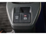 電動パーキングブレーキを搭載。スイッチ操作でパーキングブレーキを作動・解除することが可能ですので、操作の力が不要ですよ♪