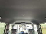【室内空間】天井が高く開放感のある室内空間になってます!