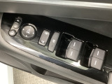 当店での販売車両は、車検整備はもちろん、車検残ありの車両でも点検整備をしっかり終わらせてからお客様へ引き渡し致しますので、安心してご購入いただけます♪