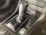 全てのトランスミッションのメリットを兼ね備えた理想的なAT、それがSKYACTIV-DRIVE(スカイアクティブドライブ)です。「滑らかな変速」「ダイレクト感あふれるシフトフィール」そして「低燃費」です!