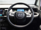 ◆ハンドル全体◆各種スイッチがハンドルから手を放さず操作できるので運転中でも楽に操作できます。