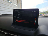 【マツダコネクト】ラジオ・テレビ/Bluetoothオーディオ、その他アプリケーションなどの機能で楽しむことができます。