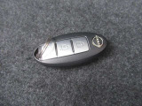 インテリジェントキー装備。ポケットやカバンに入れておくだけ。車両の始動操作を楽にする便利アイテム☆