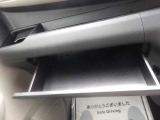 登録(届出)済未使用車はノルマ達成のために作られた走行100km未満、かつ初度登録または初度届出された車両でいわゆるアウトレット車です