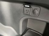 「停電時も安心!家電がそのまま使える大容量【AC100V・1500W】コンセントを完備。」