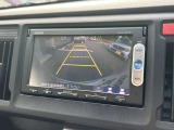 バックカメラももちろんついておりますので車庫入れの安心感がアップしますね!