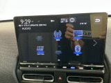 Honda CONEECT対応で、更に便利が広がったナビディスプレーです♪また、フルセグTVの他にDVD/CDプレーヤーを装備♪もちろんFM/AMラジオもお聞きいただけますよ♪
