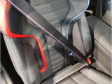 【エアバック】BMWのエアバックやその他の安全装備は、互いに補完しあう事で徹底した安全性を貫きます。万一の事故の際にそれぞれ最適な保護を提供してくれます!