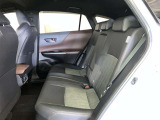 ゆとりある広々とした車内空間は、ドライブを始め買い物やレジャーなど、幅広く活躍します。一人でもみんなとでもお出かけを楽しみましょう!