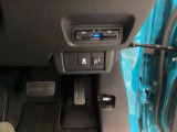 ビルトインタイプの【ETC】で見た目もスッキリ。高速道路の利用にとても便利です。