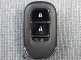 ◆【スマートキー】装備!お荷物で手が塞がっている時でも、ポケットやカバンからキーを取り出す事無くドアを解錠・施錠出来る便利なキーです!
